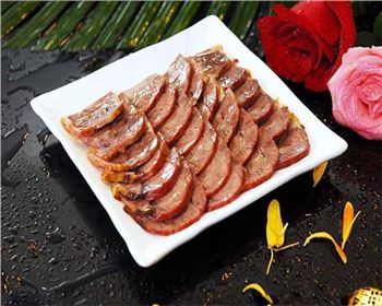 肉質很緊，五香味十足！